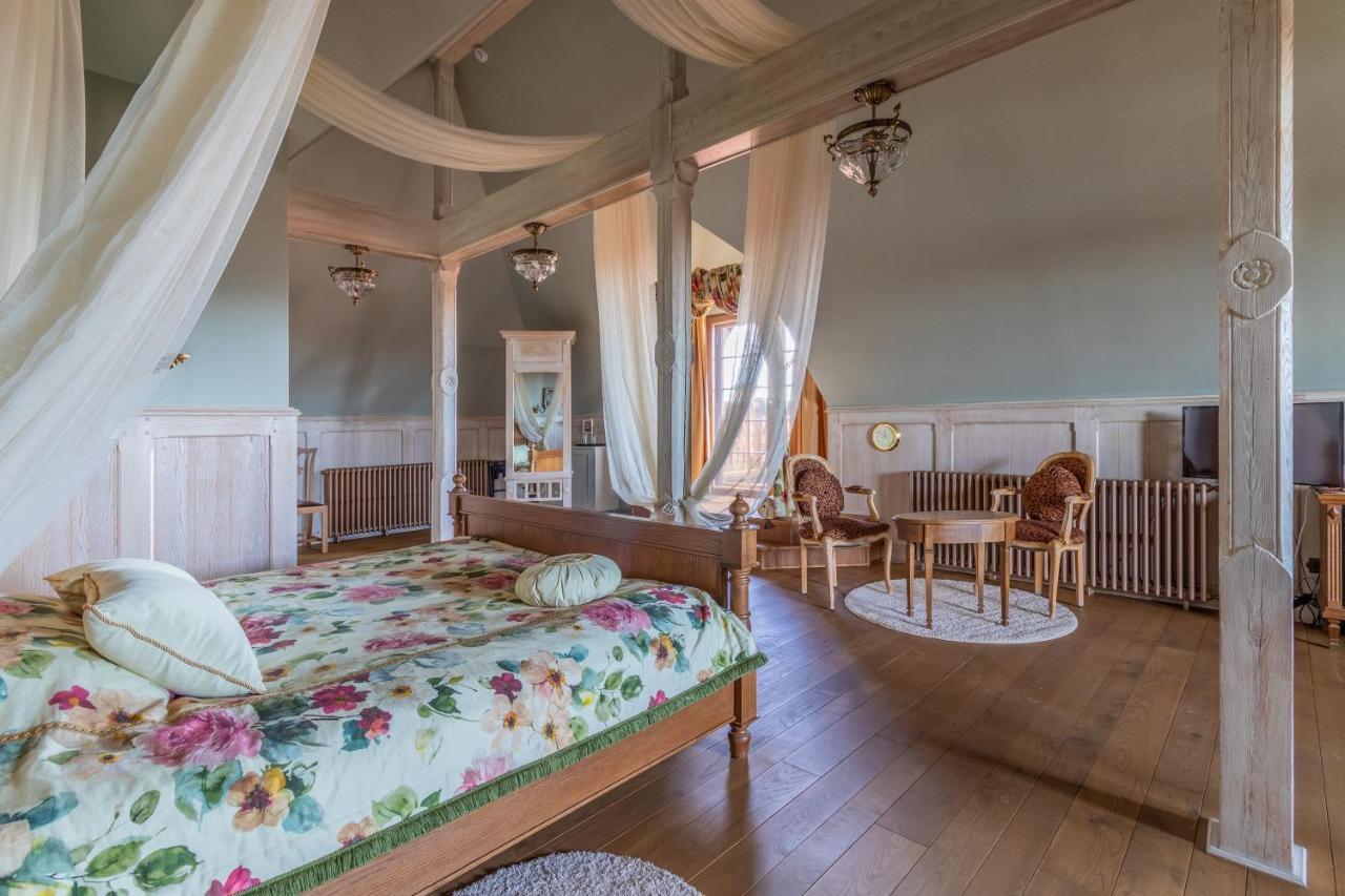 Mazmezotnes Muiza Hotell Exteriör bild