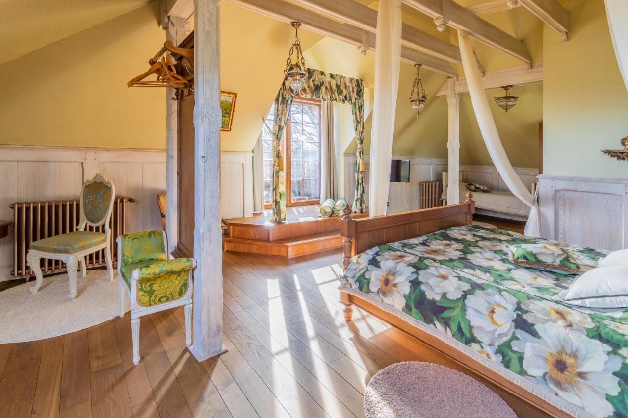 Mazmezotnes Muiza Hotell Exteriör bild