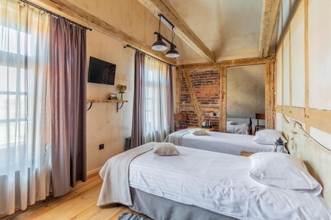 Mazmezotnes Muiza Hotell Exteriör bild