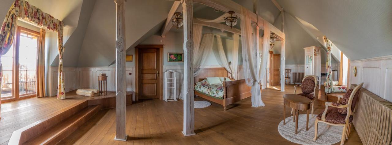 Mazmezotnes Muiza Hotell Exteriör bild